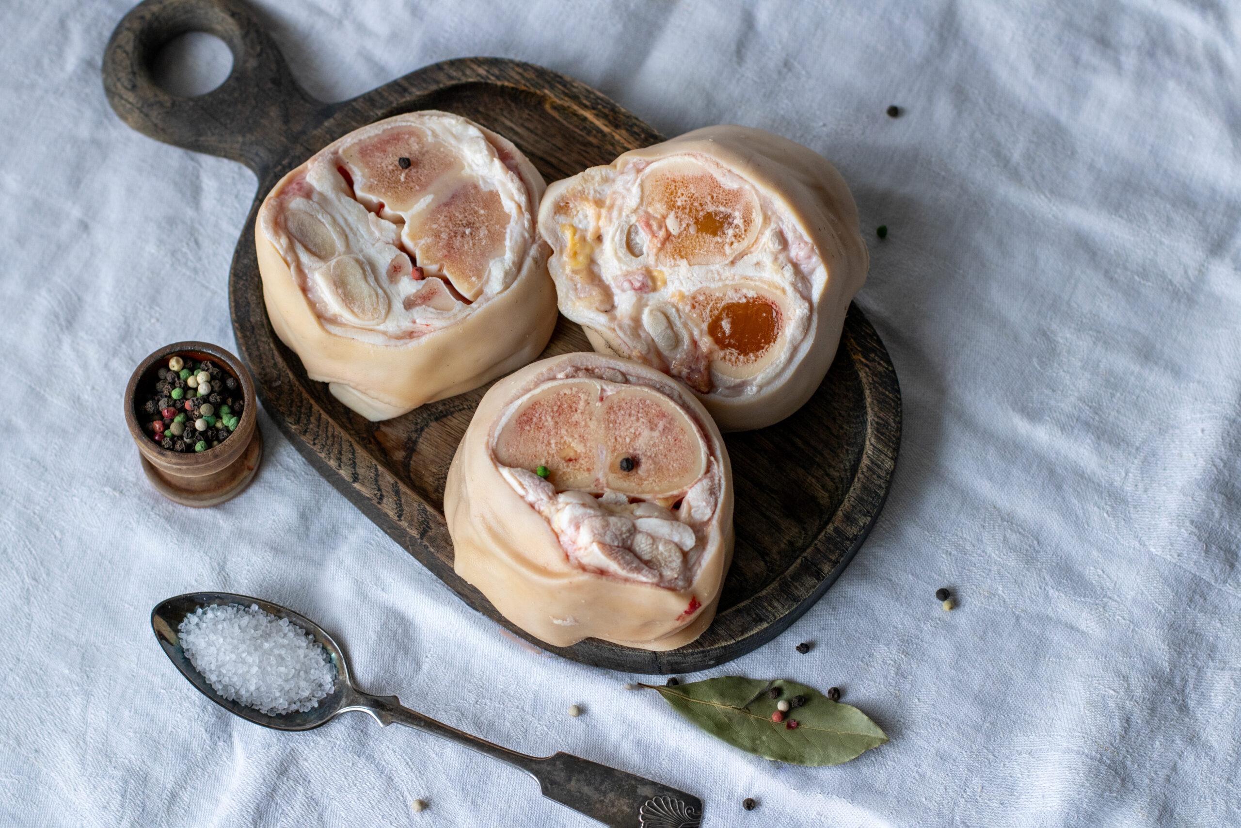 Beef hooves - frozen !!!